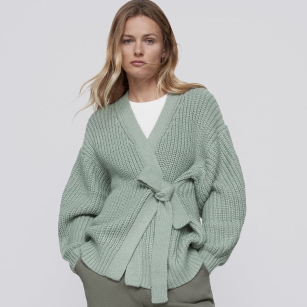 ZARA Knit Sweater Cardigan Tie Belt Light Green M